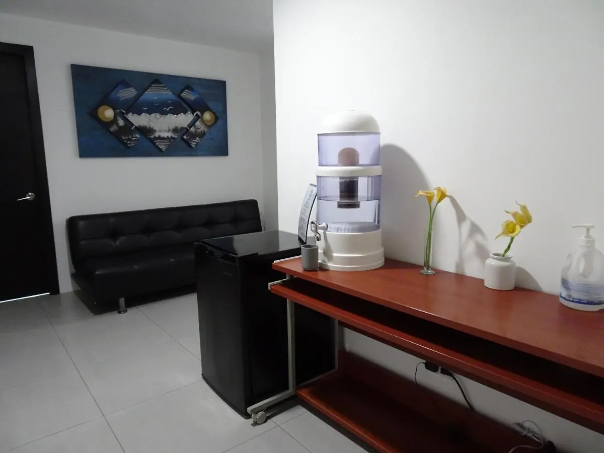 1330 Quo Luxury Room 1 Minute To Airport Guayaquil